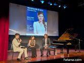 La pianista totanera María Ángeles Ayala presenta su primer disco en solitario “Miroirs de l