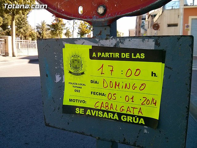 Los ciudadanos deben retirar sus vehículos del recorrido urbano por donde pasará la Cabalgata de Reyes el próximo domingo