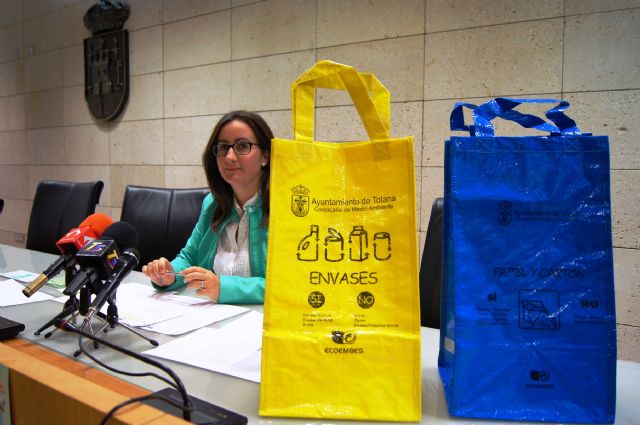 La Concejalía de Medio Ambiente pone en marcha la campaña ciudadana de sensibilización ambiental sobre recogida selectiva de residuos 'Si separas bien, Reciclamos mejor'