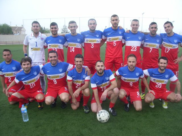 El equipo 'Cañizares y García Los Pachuchos' se sitúa el segundo puesto de la Liga Local de fútbol 'Juega Limpio'