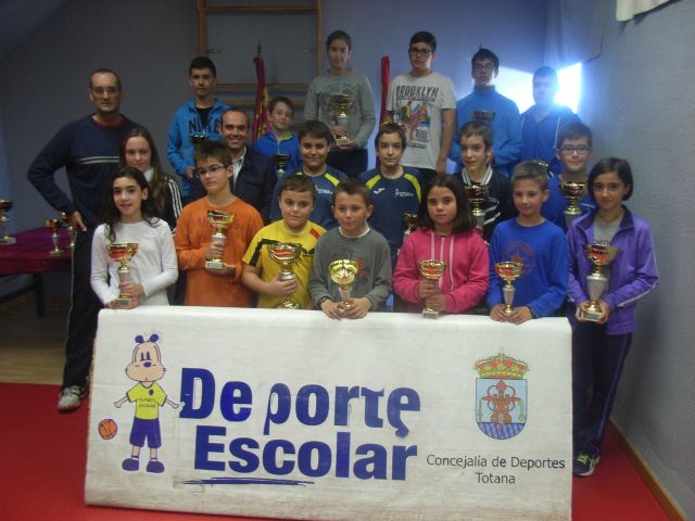 La Concejalía de Deportes organizó la Fase Local de Tenis de Mesa de Deporte Escolar, que contó con la participación de 66 escolares