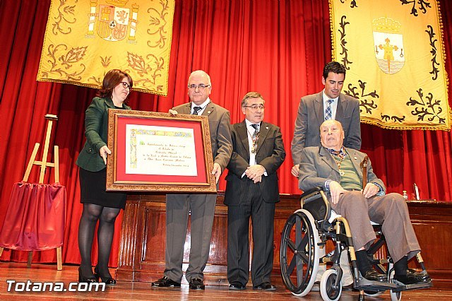 El Ayuntamiento de Totana concede el título de Cronista de la Ciudad al profesor, Juan Cánovas Mulero