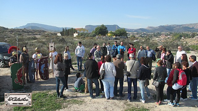 Cerca de 40 personas descubren el origen de la Ciudad de Totana con la Asociación Kalathos
