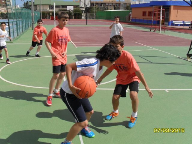 El equipo de Multideporte Benjamín del Colegio Santa Eulalia se clasifica para los cuartos de final de la fase regional de Deporte Escolar