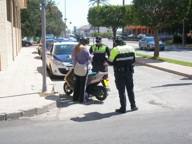 La Policía Local de Totana se adhiere a la campaña especial sobre Control y Vigilancia de Vehículos de dos Ruedas