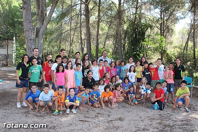 Un total de 49 niños y niñas participan, del 10 al 16 de julio, en el Campamento de Verano en Las Alquerías