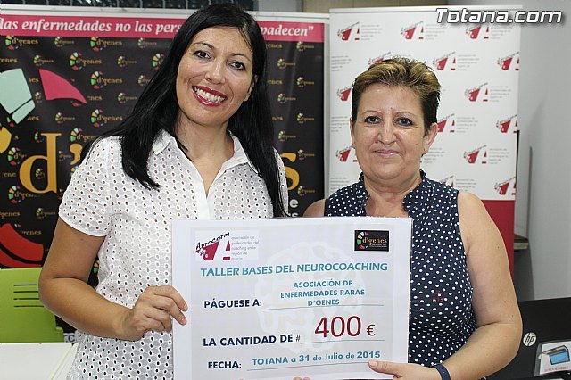 La Asociación de Profesionales del Coaching de la Región de Murcia colabora con 400 euros con las Enfermedades Raras