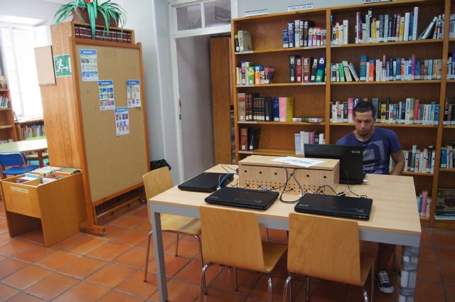 Abre el servicio de la Biblioteca Municipal 'Mateo García' desde hoy con su horario habitual