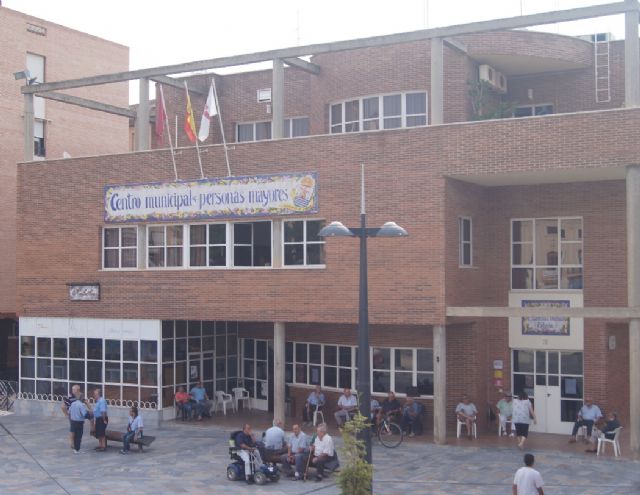 Se convocan elecciones al Consejo de Dirección del Centro Municipal de Personas Mayores de la plaza Balsa Vieja para el próximo 25 de septiembre