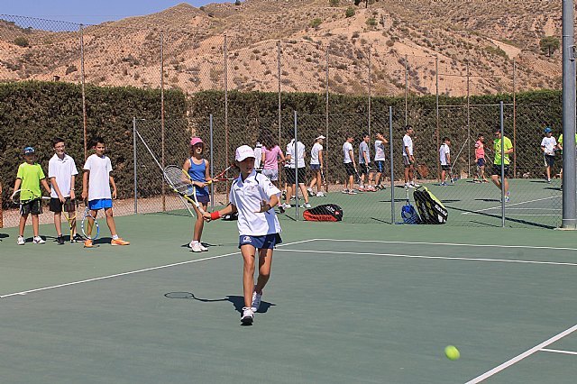 Se inician las clases en la Escuela del Club de Tenis Totana