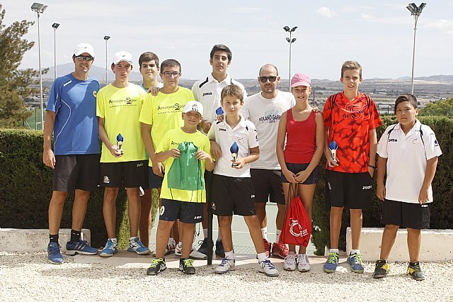 El Torneo Apertura de la Escuela de Tenis del Club de Tenis Totana anota todo un éxito de participación y nivel de juego