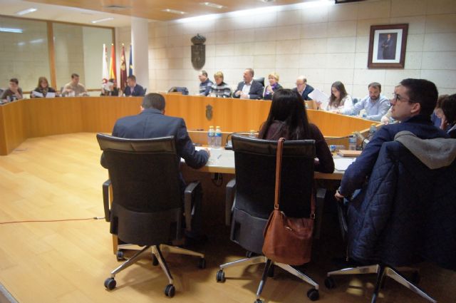 El Pleno exige al Ministerio de Industria y Energía la paralización inmediata y modificación del proyecto de la Línea de Alta Tensión 'Lorca Solar PV'