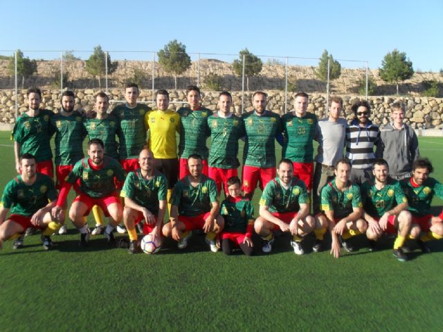 Los equipos 'Preel' y 'Crepería Softon' se clasifican para la Final de la Copa de Fútbol 'Juega Limpio'