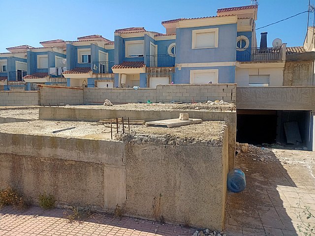 Resuelto el problema de aguas fecales junto a unas viviendas ocupadas en Los Cantareros tras meses de malestar vecinal