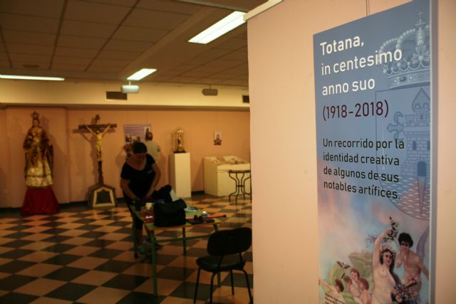 La exposición 'Totana, in centesimo anno suo', muestra conmemorativa por el Centenario de la Ciudad, se inaugura mañana