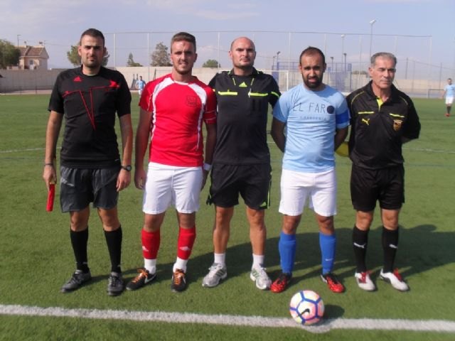 Arranca la Liga de Fútbol 'Juega Limpio' que cuenta con la participación de un total de 191 jugadores, encuadrados en nueve equipos