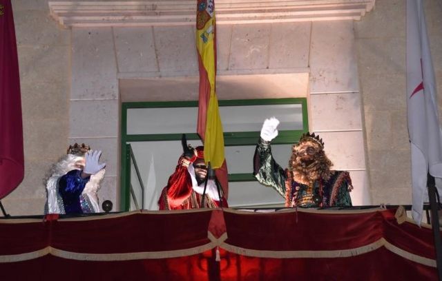 Ayuntamiento y Federación de Peñas del Carnaval suscribirán un convenio para la organización de la Cabalgata y la entrega de cartas a los Reyes Magos 2020