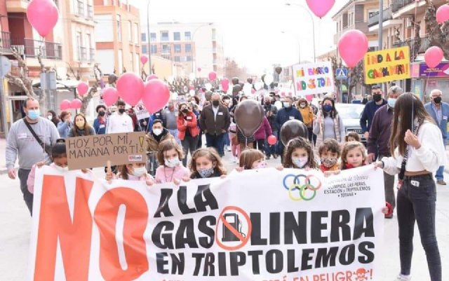 Comunicado de Acción Totana tras la manifestación en contra de la gasolinera en el barrio de Triptolemos