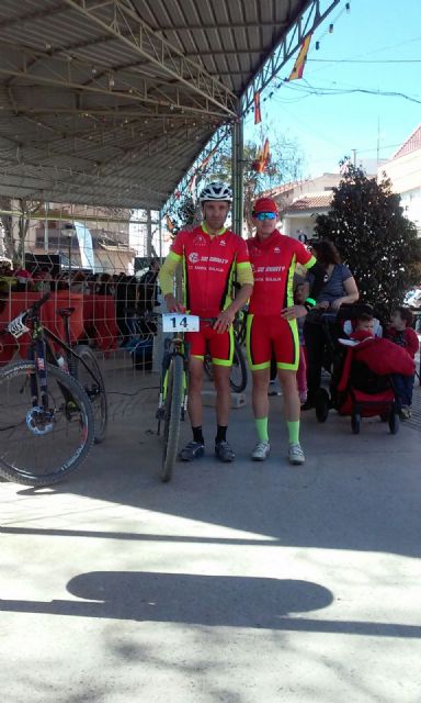 Victoria y liderato del Open de Murcia de Bike-Maratón para Víctor Perez
