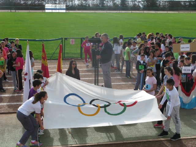 Unos 360 alumnos de 6° de Educación Primaria de los ocho colegios de Totana participan en la Olimpiada Escolar