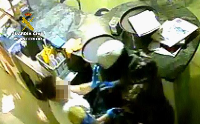 La Guardia Civil esclarece un violento robo en un establecimiento de Totana
