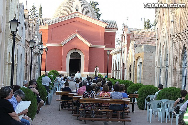 La tradicional misa en honor a la Patrona del Cementerio Municipal 'Nuestra Señora del Carmen' se celebrará el lunes 16 de julio