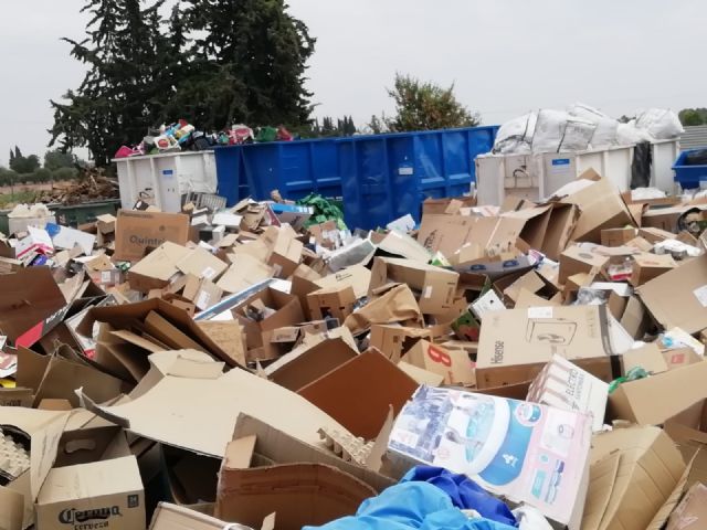 Los escombros de obras menores, los voluminosos, maderas y electrodomésticos son los residuos domésticos más depositados en el ecoparque municipal durante el 2018