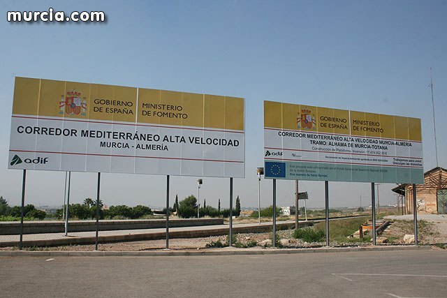 El BORM publica el anuncio de Adif por el que se somete a información pública, a efectos de expropiaciones, el 'Proyecto de construcción de plataforma del Corredor Mediterráneo de AVE Murcia-Almería en el tramo Sangonera-Lorca'