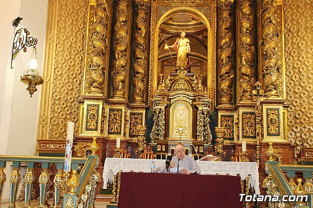 Arrancan las actividades que conforman el 450 aniversario de la dedicación del templo parroquial de Santiago con la Conferencia 'El misterio del Templo a lo largo de la historia de la salvación'