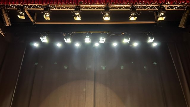Finalizada la instalación del nuevo equipamiento de iluminación y sonido en el Teatro de 'La Cárcel'