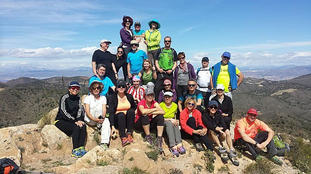 El Club Senderista de Totana organizó una ruta a la Sierra de Almenara para ascender a la cima del Talayón