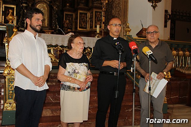 Presentan la segunda parte del programa de actos de la celebración del 450 aniversario de la dedicación del Templo Parroquial de Santiago