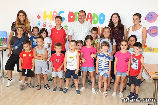 Un total de 13 niños participan en la Escuela de Verano 'Imperdible en Vacaciones'