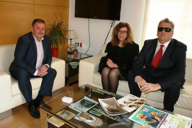 El alcalde celebra un primer contacto institucional con el delegado territorial de la ONCE en la Región de Murcia
