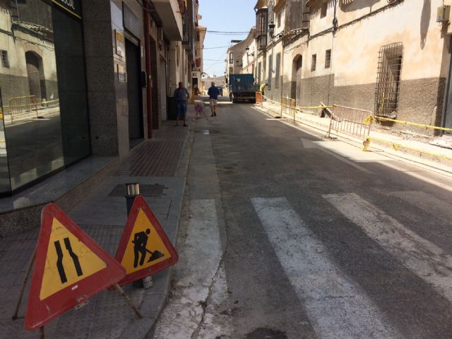 Se adjudica el contrato de las obras de pavimentación y renovación de las redes de abastecimiento de agua potable y saneamiento de las calles Cánovas del Castillo y Cañada Zamora hasta la calle del Barco