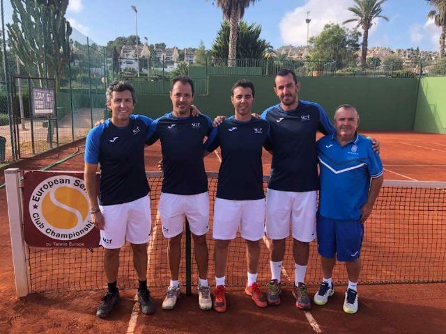 Pedro Cánovas campeón de Europa senior con el Murcia Club de Tenis