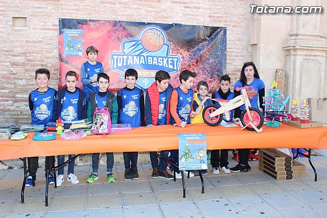 Totana Basket organizó la Campaña Solidaria Nadidad 2018 - I Recogida de Juguetes
