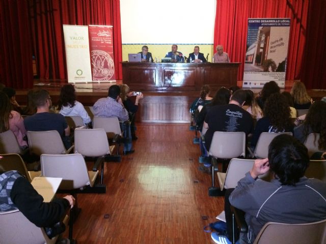 Cerca de 200 estudiantes de la UMU participan en las 10ª Jornadas sobre Economías Locales de la Región de Murcia que se celebran en Totana sobre Desarrollo Local y Patrimonio