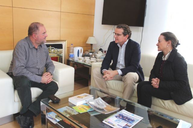 El alcalde mantiene un encuentro institucional con responsables de la Confederación Comarcal de Organizaciones Empresariales de Lorca (CECLOR)