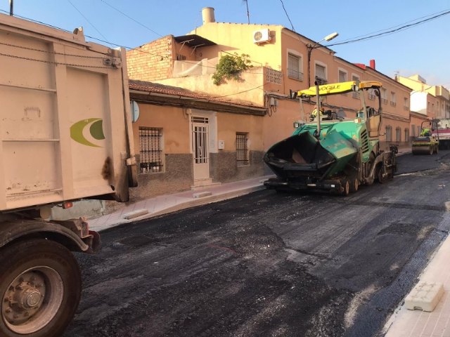 Finalizan esta semana las obras de renovación de redes de agua potable y alcantarillado en la calle Teniente Pérez Redondo