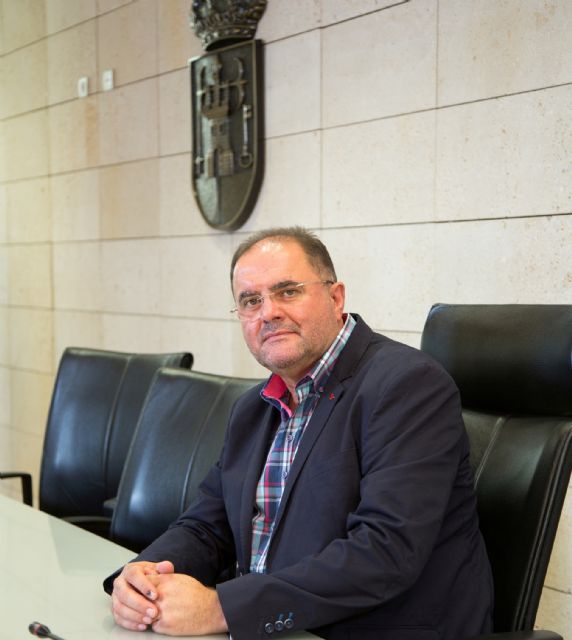Juan José Cánovas asume la Presidencia de la empresa municipal PROINIVITOSA