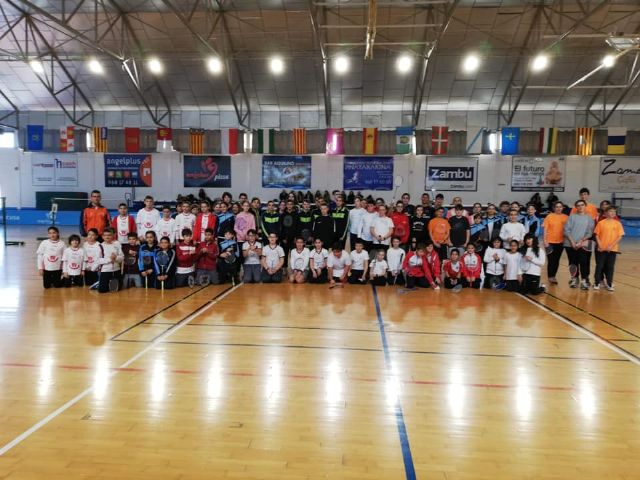 El Colegio Reina Sofía participó en la Final Regional de Bádminton de Deporte Escolar
