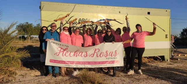 Clausuran la temporada de la actividad 'Flechas rosas' con la que se pretende ayudar a la rehabilitación de mujeres afectadas por cáncer de mama