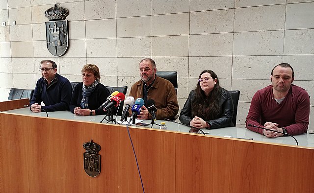 'El Alcalde contrata a un Técnico de Recursos Humanos con un sueldo superior a 4.500€ al mes en 14 pagas', denuncian desde Ganar Totana