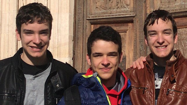 Tres alumnos del IES Juan de la Cierva y Codorniú de Totana participaron en la Olimpiada de Física de la Región de Murcia con gran éxito