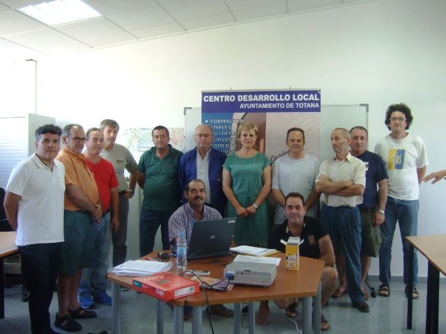 Se inaugura el curso de 'Operaciones auxiliares de Albañilería de fábricas y cubiertas'