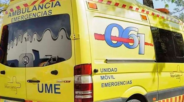 La Concejalía de Sanidad va a solicitar al Servicio Murciano de Salud (SMS) que se dote de una ambulancia de traslado al municipio de Totana