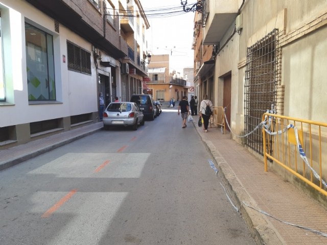 Mañana comienzan las obras de renovación de un tramo de la red de alcantarillado en la calle José Antonio Requena por una rotura en la tubería que provoca filtraciones