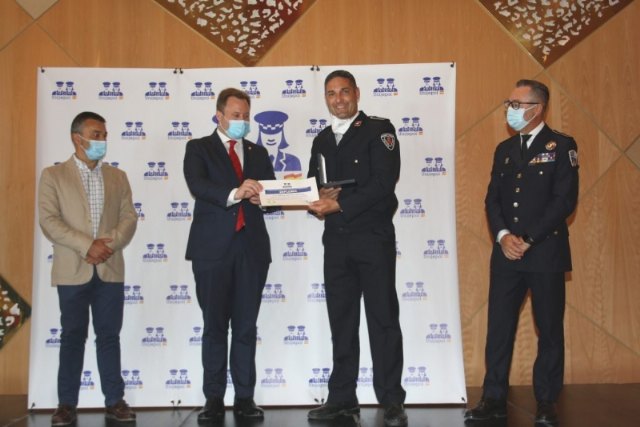 El agente de la Policía Local, Alfonso Sánchez, galardonado con una de las Medallas Nacionales al Mérito Profesional que concede UNIJEPOL