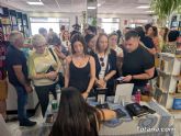 Totana arropa a Raquel Montiel en la presentación de su primera novela: Totana arropa a Raquel Montiel en la presentación de su primera novela: